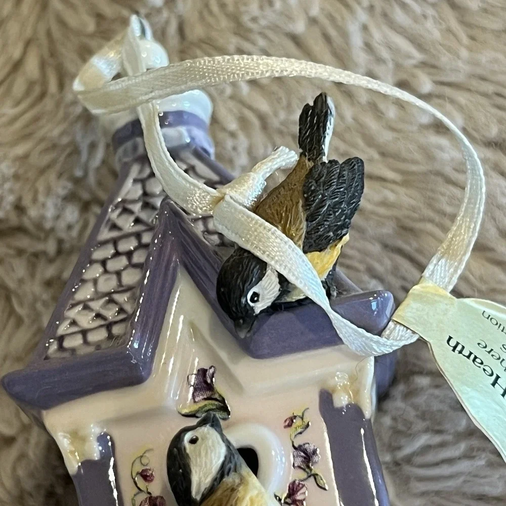 1999 Heirloom Poreclain Harmony Hearth Birdhouse Ornament Bradford‎ Exchange